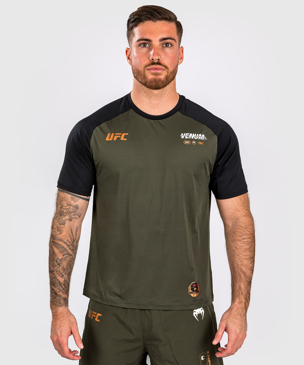 UFC Adrenaline by Venum Fight Week Men s Dry tech T shirt Khaki Bron Autentic